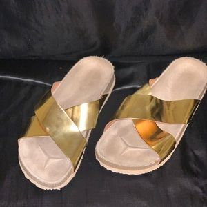 Girl metallic sandal